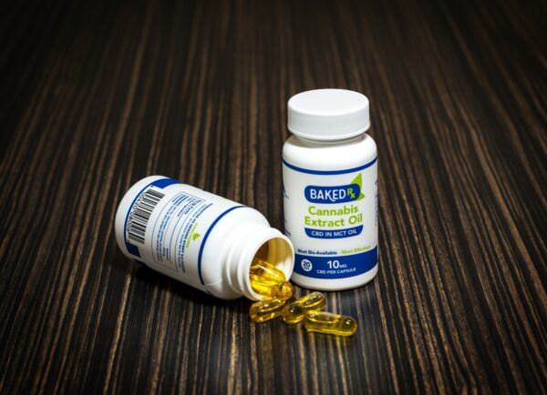 Baked Edibles – CBD Extract In MCT Oil Capsules 10mg or 20mg | Kootenay Botanicals Canada