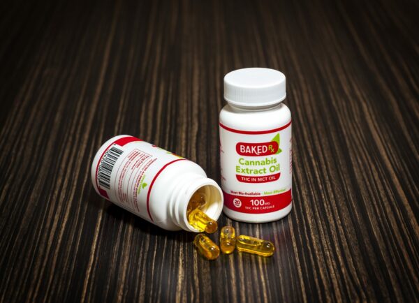 Baked Edibles – THC Extract Capsules 100mg | Kootenay Botanicals Canada