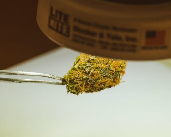 Buy cannabis Online Northwest Territories | Kootenay Botanicals Canada | Kootenay Botanicals Canada