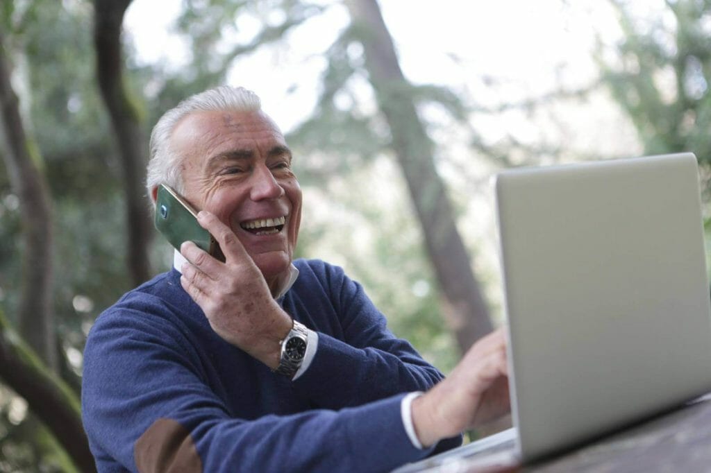 Senior Can Now Buy Edibles Online Canada | Kootenay Botanicals Canada